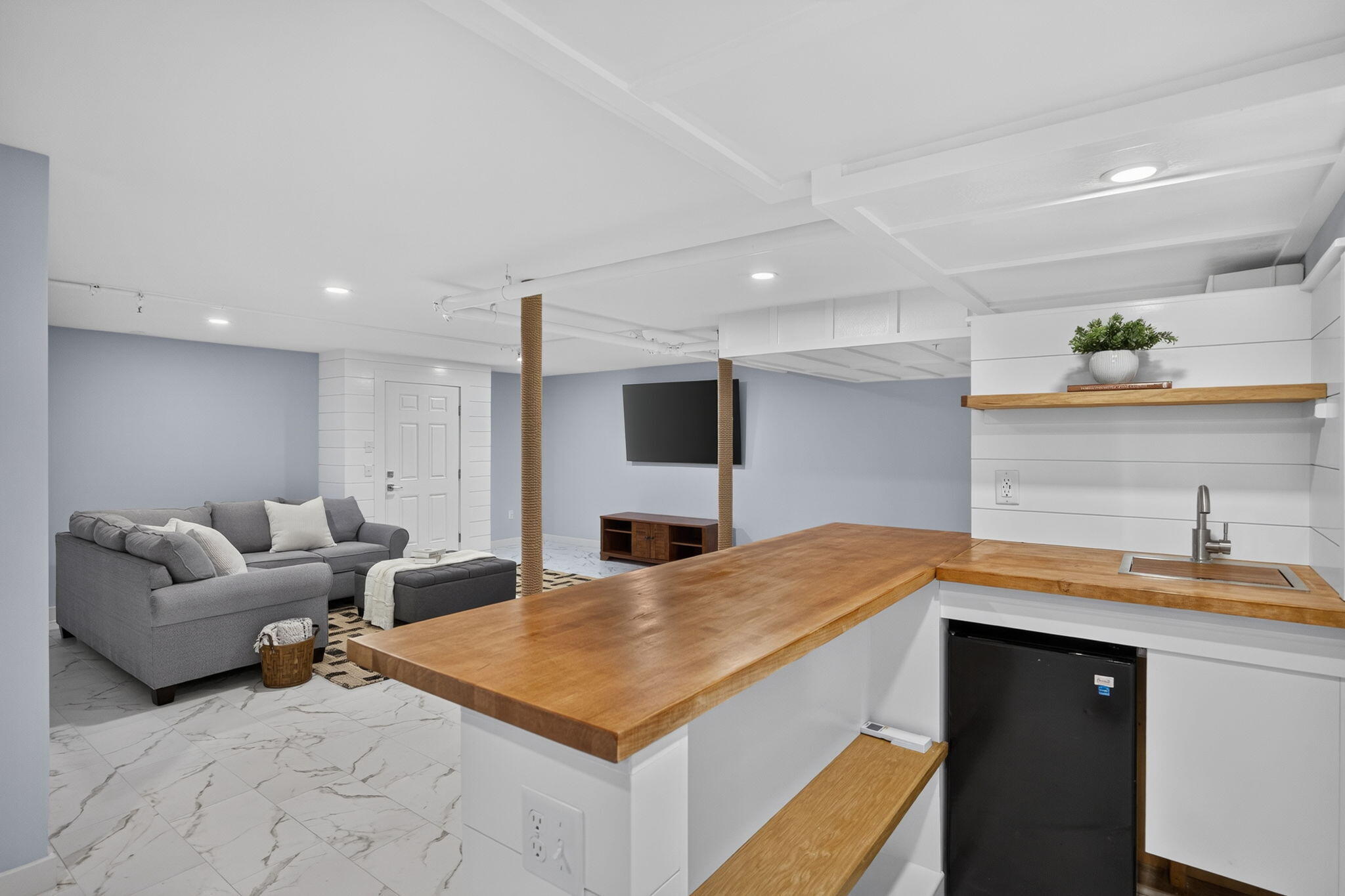 8 Bank Street Eastham MA 02642