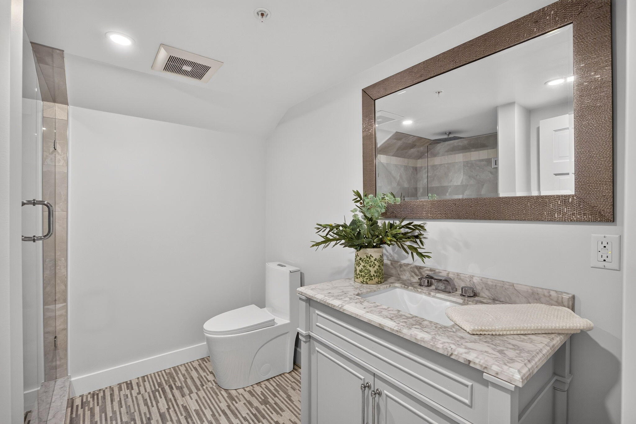 8 Bank Street Eastham MA 02642