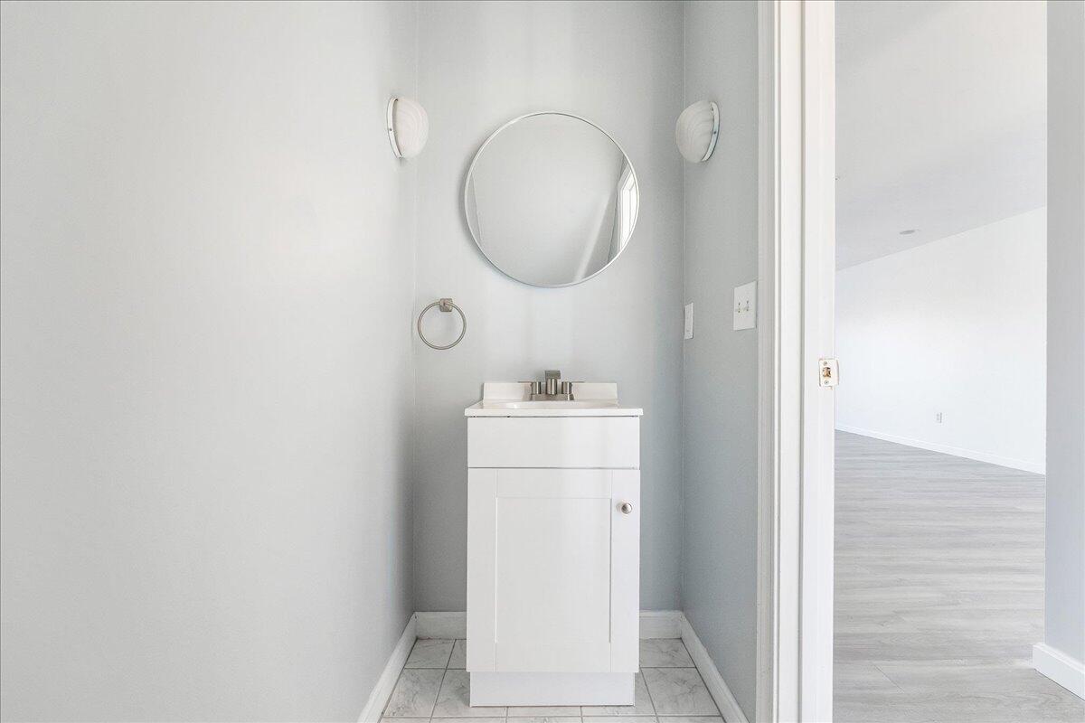 24 Highland Terrace Plymouth MA 02360