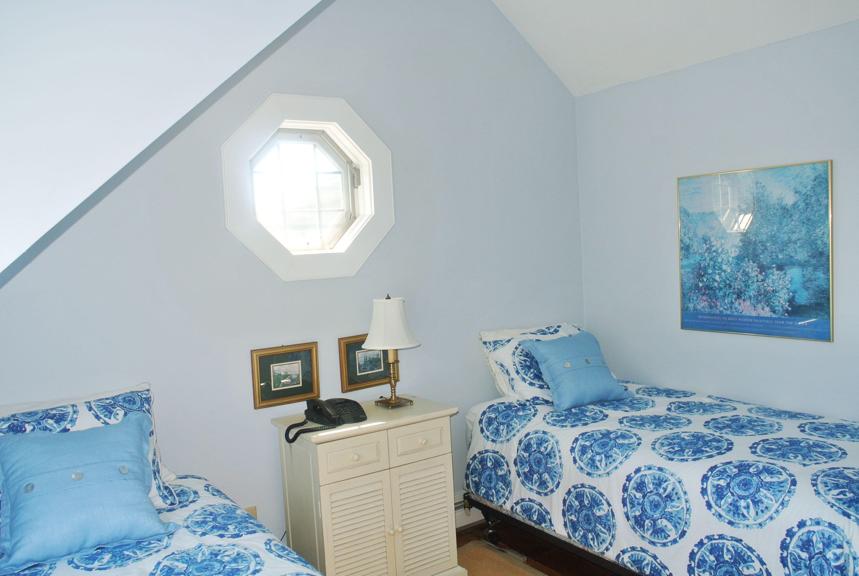 15 Hyannis Point Road Mashpee MA 02649
