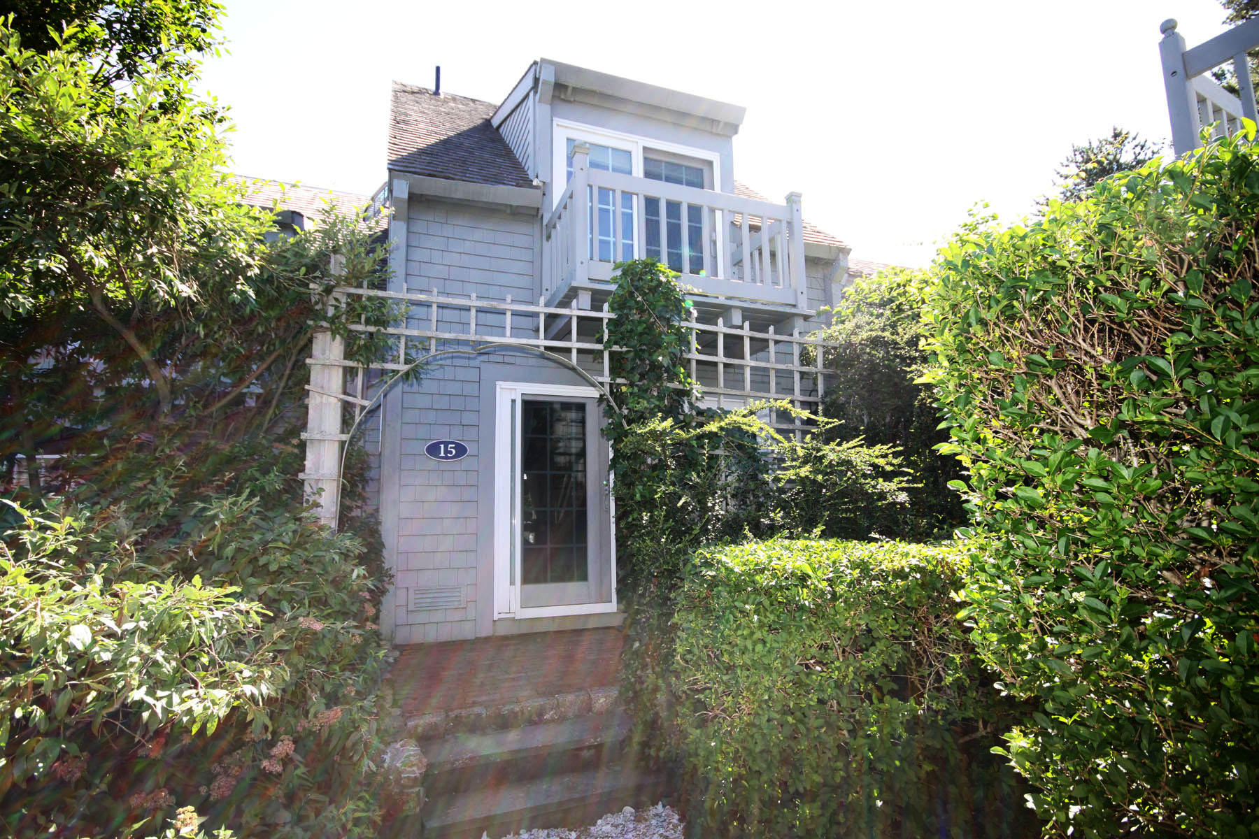 15 Hyannis Point Road Mashpee MA 02649