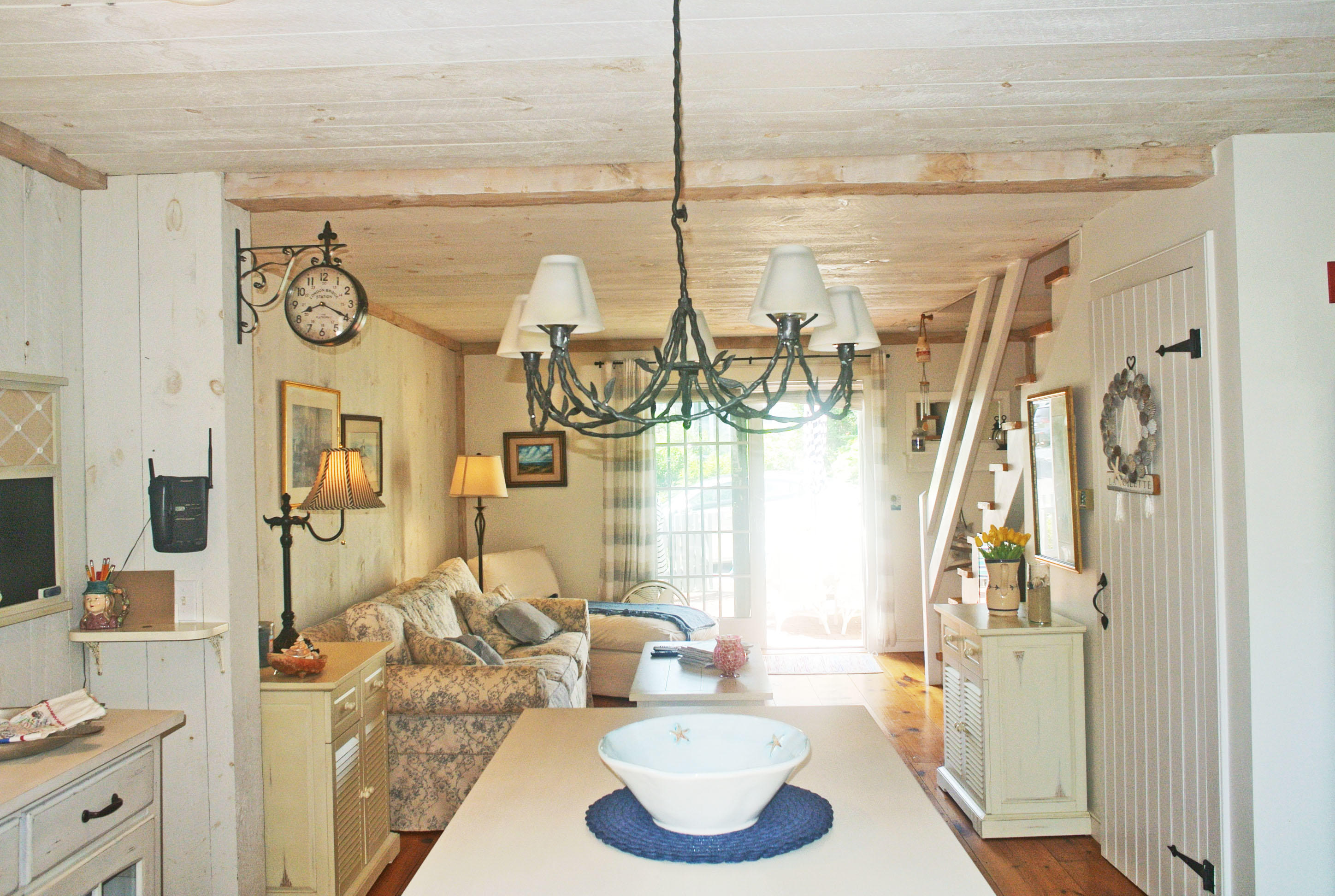 15 Hyannis Point Road Mashpee MA 02649