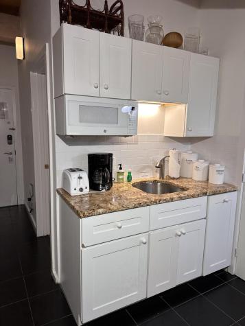 21 39g Island Inn Road Oak Bluffs MA 02557