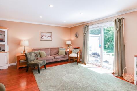 174 Lowell Road Mashpee MA 02649