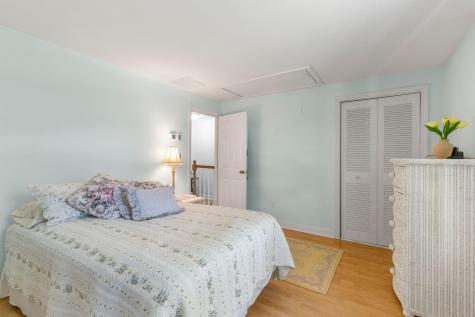 135 W Main Street Barnstable MA 02601
