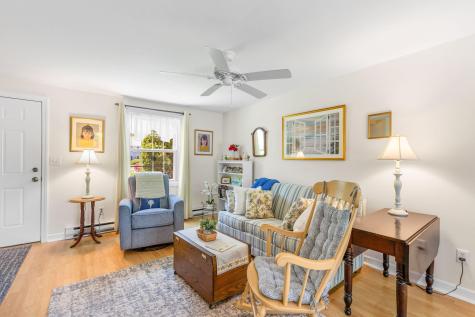 135 W Main Street Barnstable MA 02601