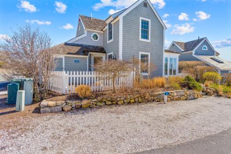 4 Vineyard View Lane Mashpee MA 02649