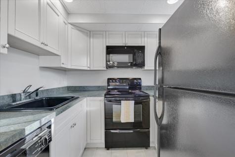 135 W Main Street Barnstable MA 02601