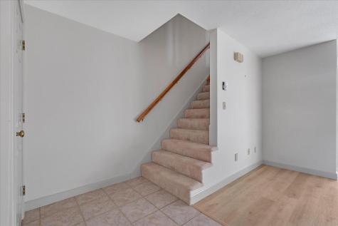 135 W Main Street Barnstable MA 02601