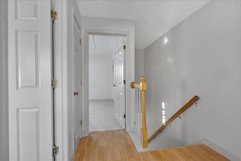 135 W Main Street Barnstable MA 02601