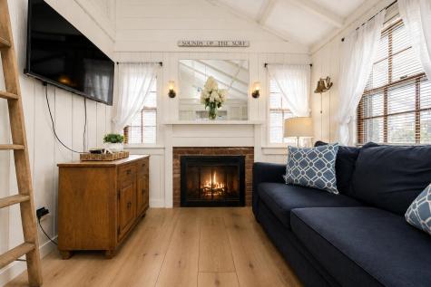 110 Glendon Road Dennis MA 02638
