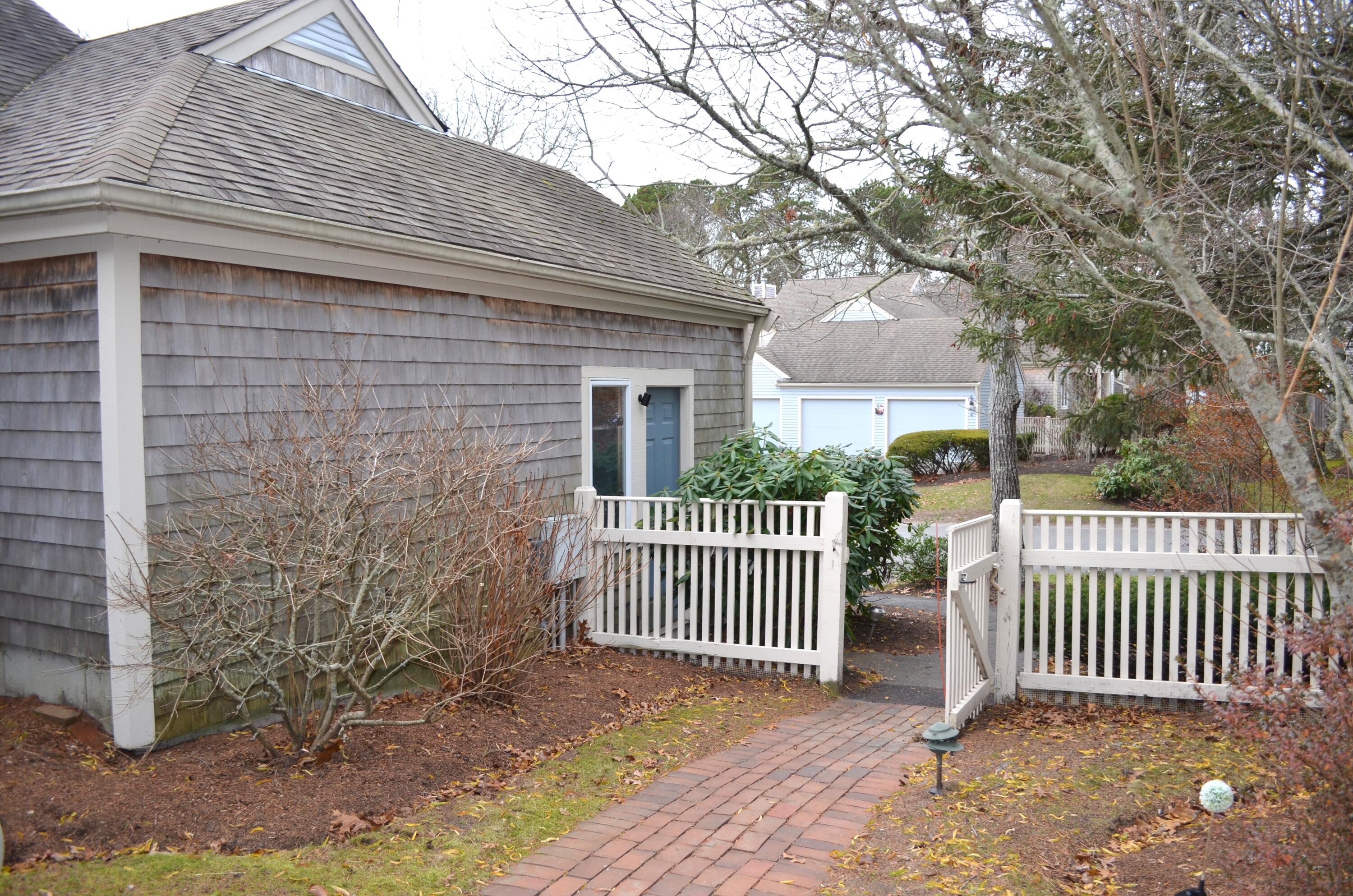 100 Kates Path Yarmouth MA 02675