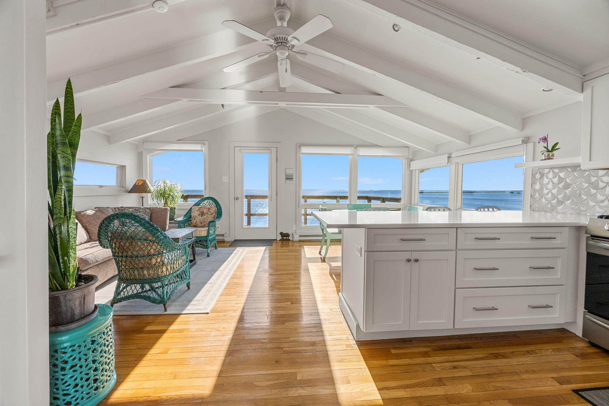 535 Commercial Street Provincetown MA 02657