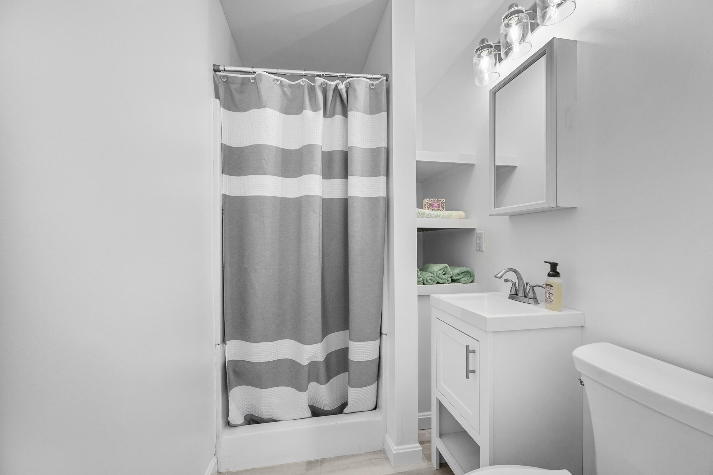 28 Middlecott Lane Brewster MA 02631