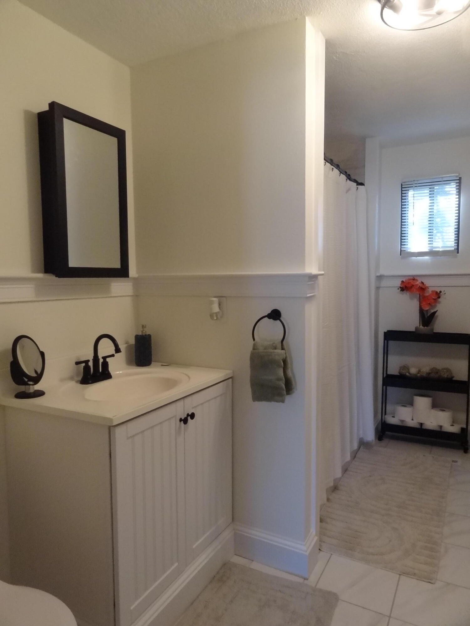 329 W Main Street Hyannis MA 02601