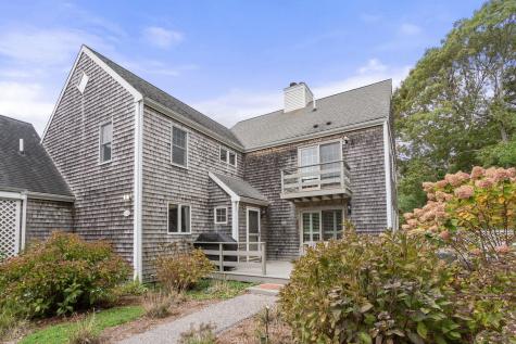 28 Chilmark Drive Falmouth MA 02536