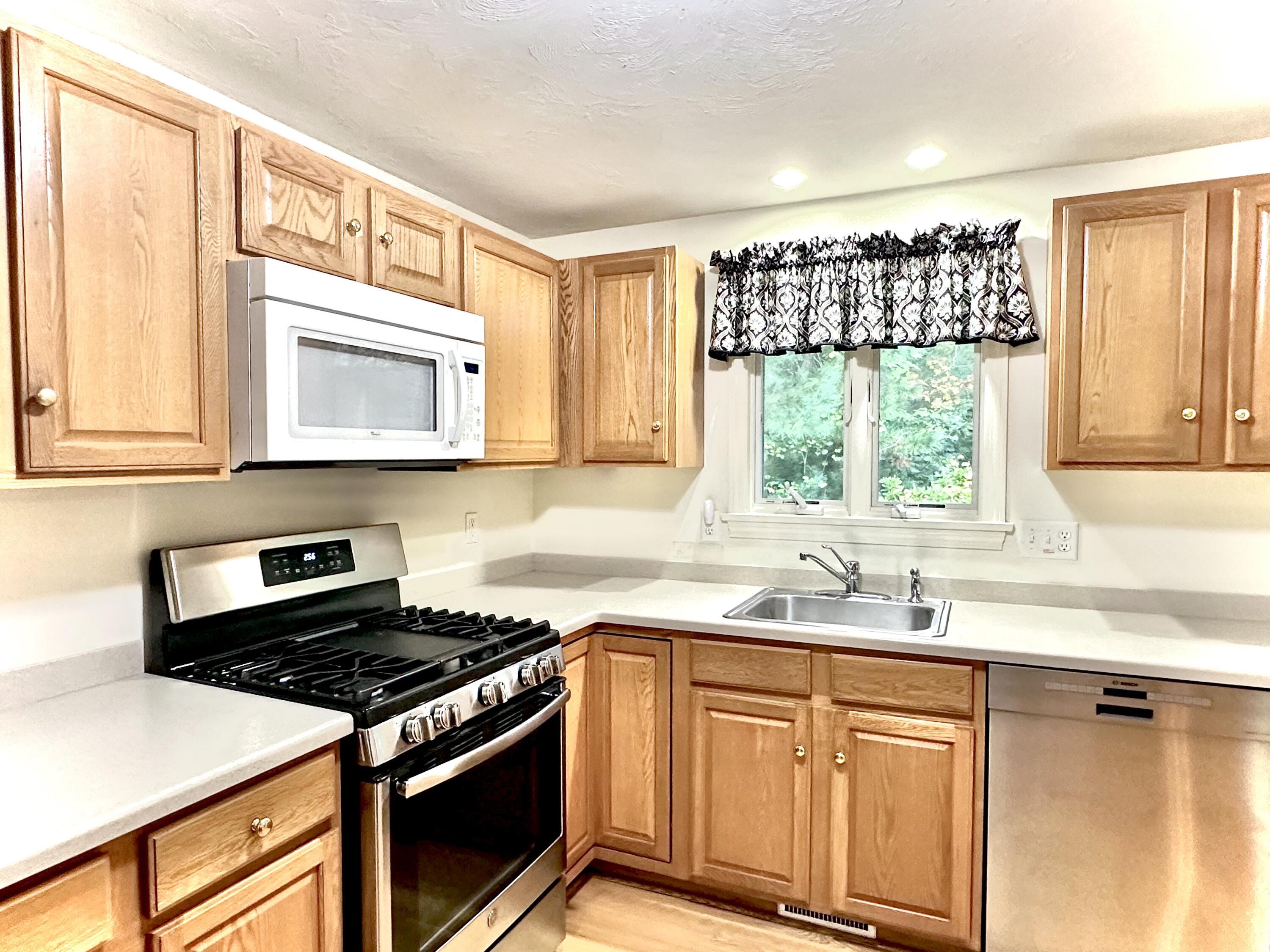 4 N Ridge Road Mashpee MA 02649