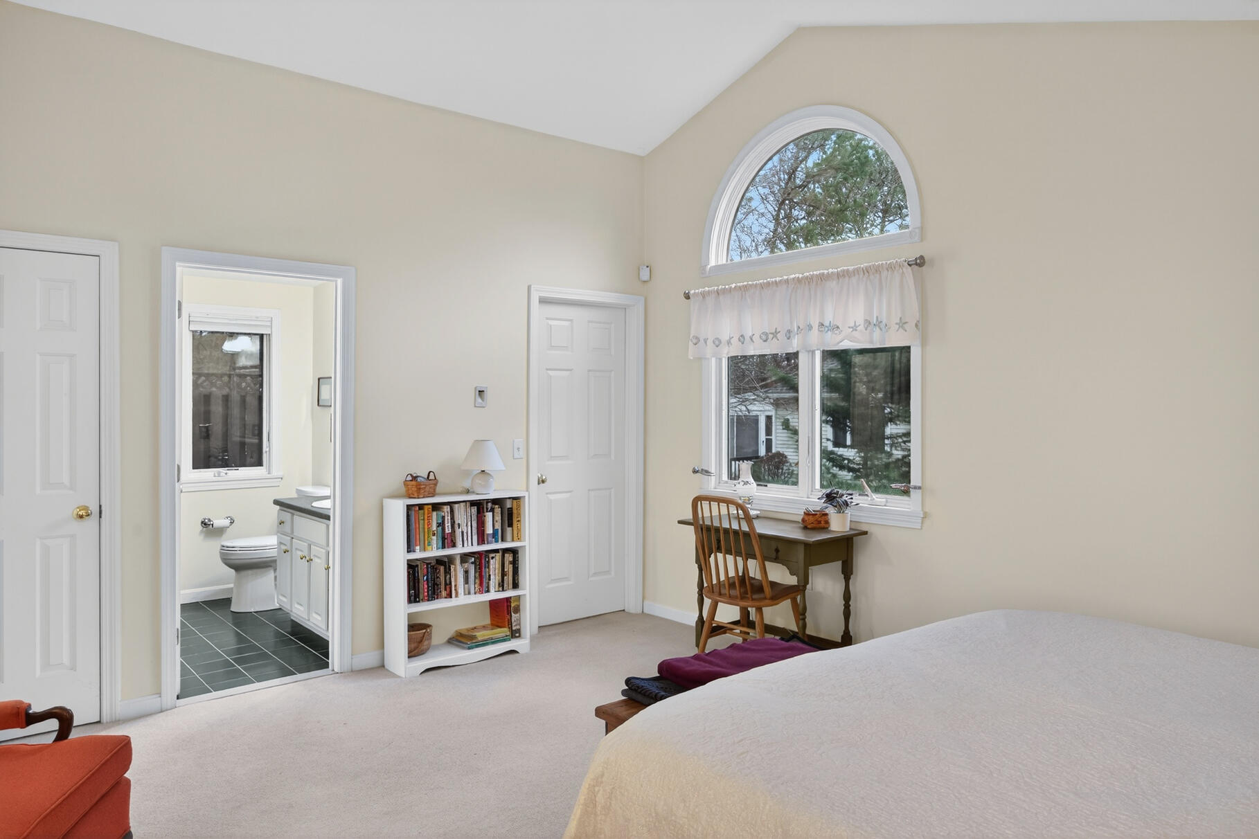 18 Windward Street Mashpee MA 02649