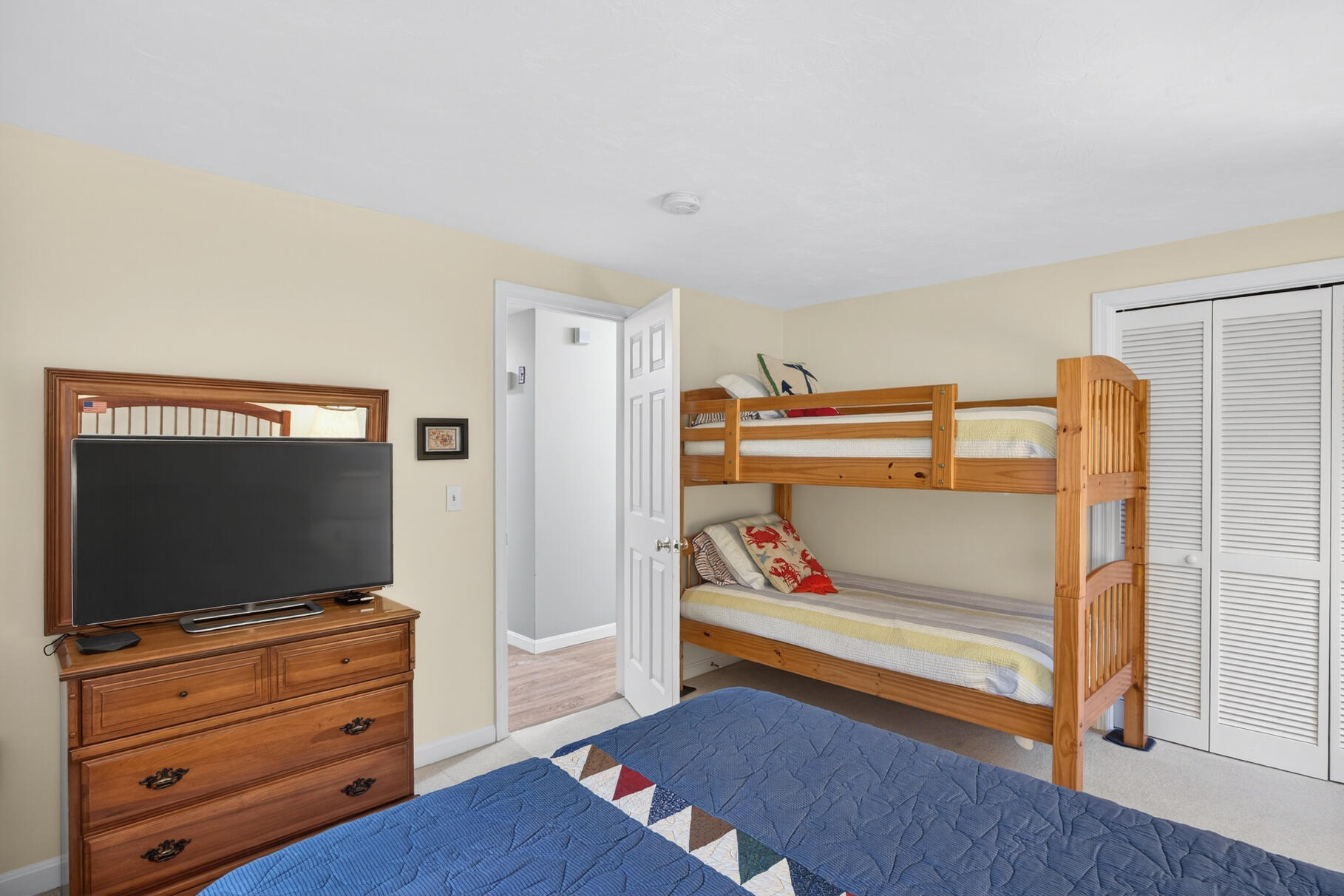 18 Windward Street Mashpee MA 02649