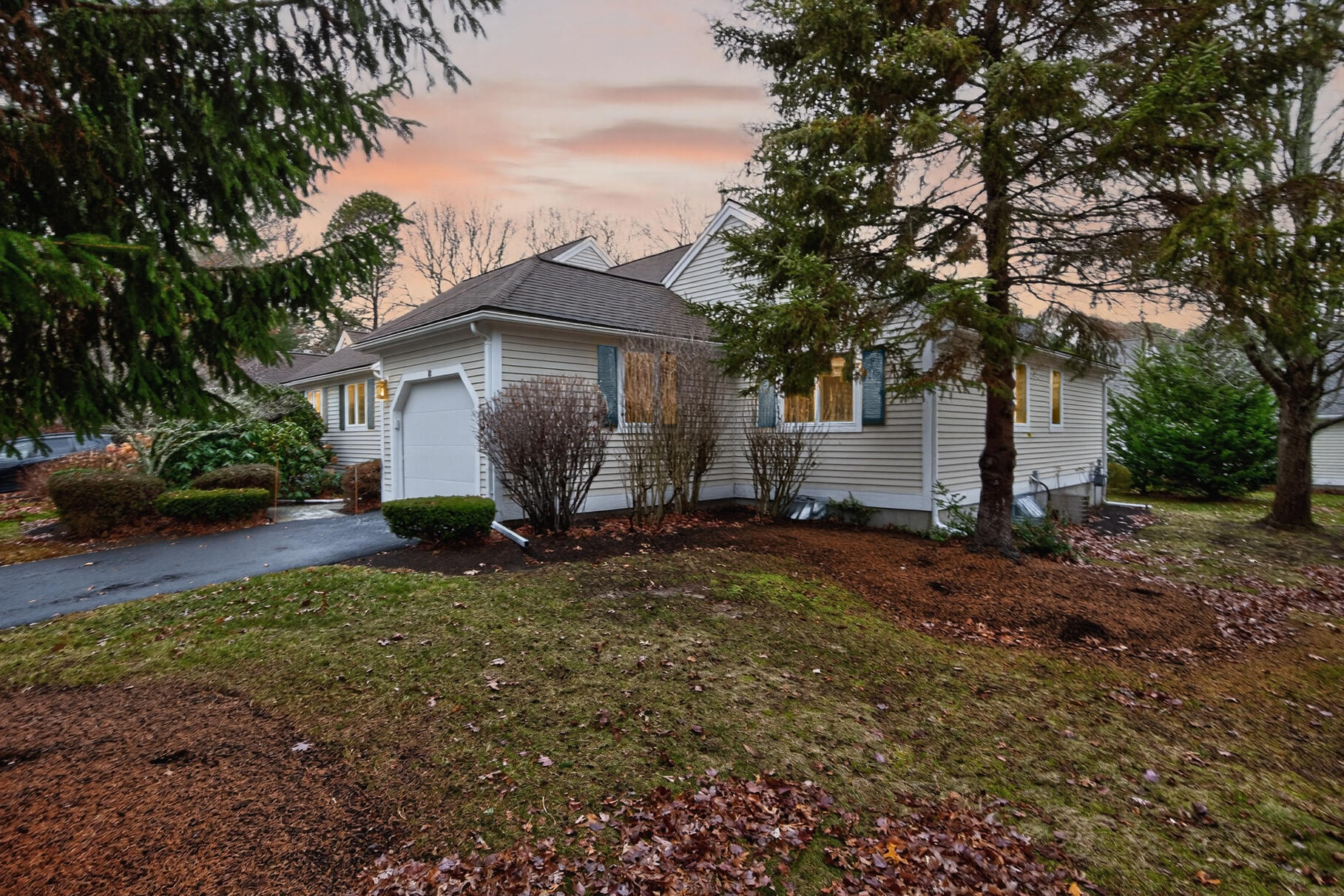 18 Windward Street Mashpee MA 02649