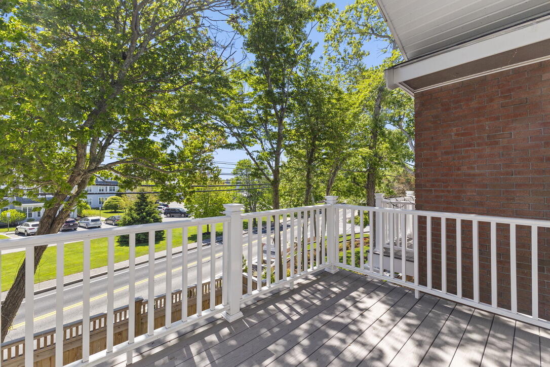 354 Gifford Falmouth MA 02540