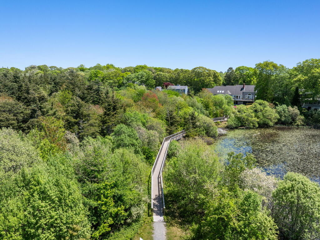 354 Gifford Falmouth MA 02540