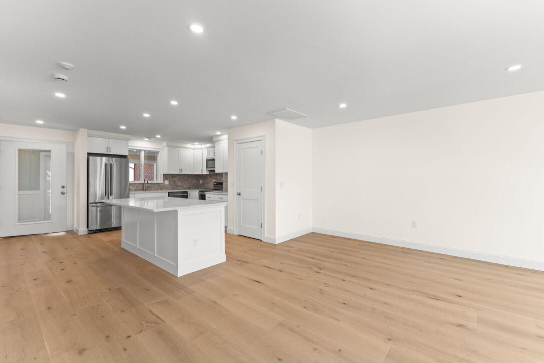 354 Gifford Falmouth MA 02540