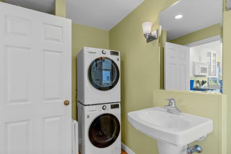 14 Old Colony Way MA 02657