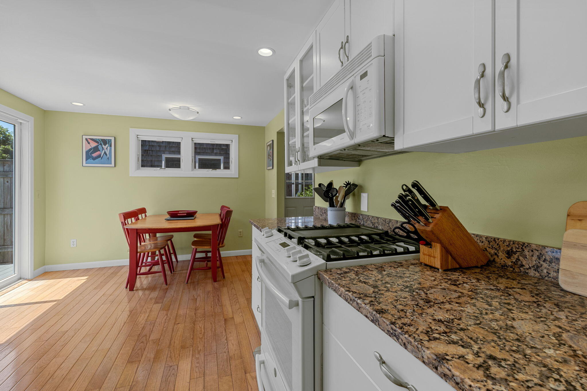 14 Old Colony Way MA 02657