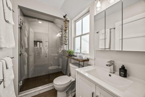 58 Bradford Street Provincetown MA 02657