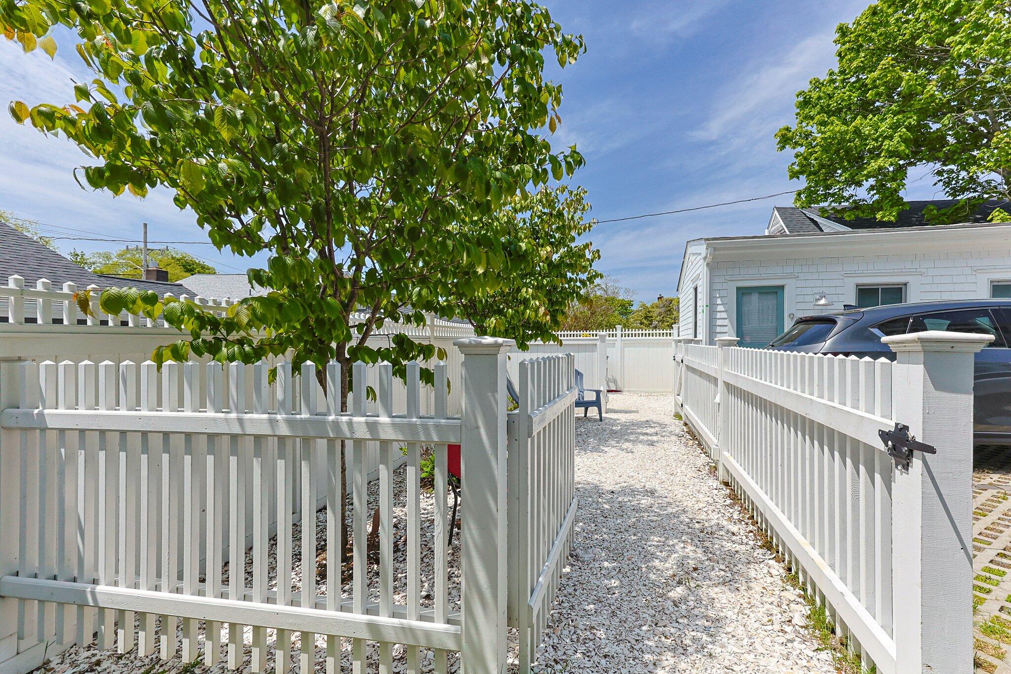 58 Bradford Street Provincetown MA 02657