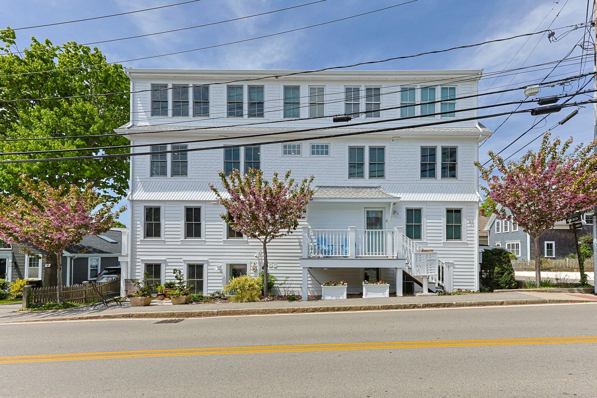 58 Bradford Street Provincetown MA 02657