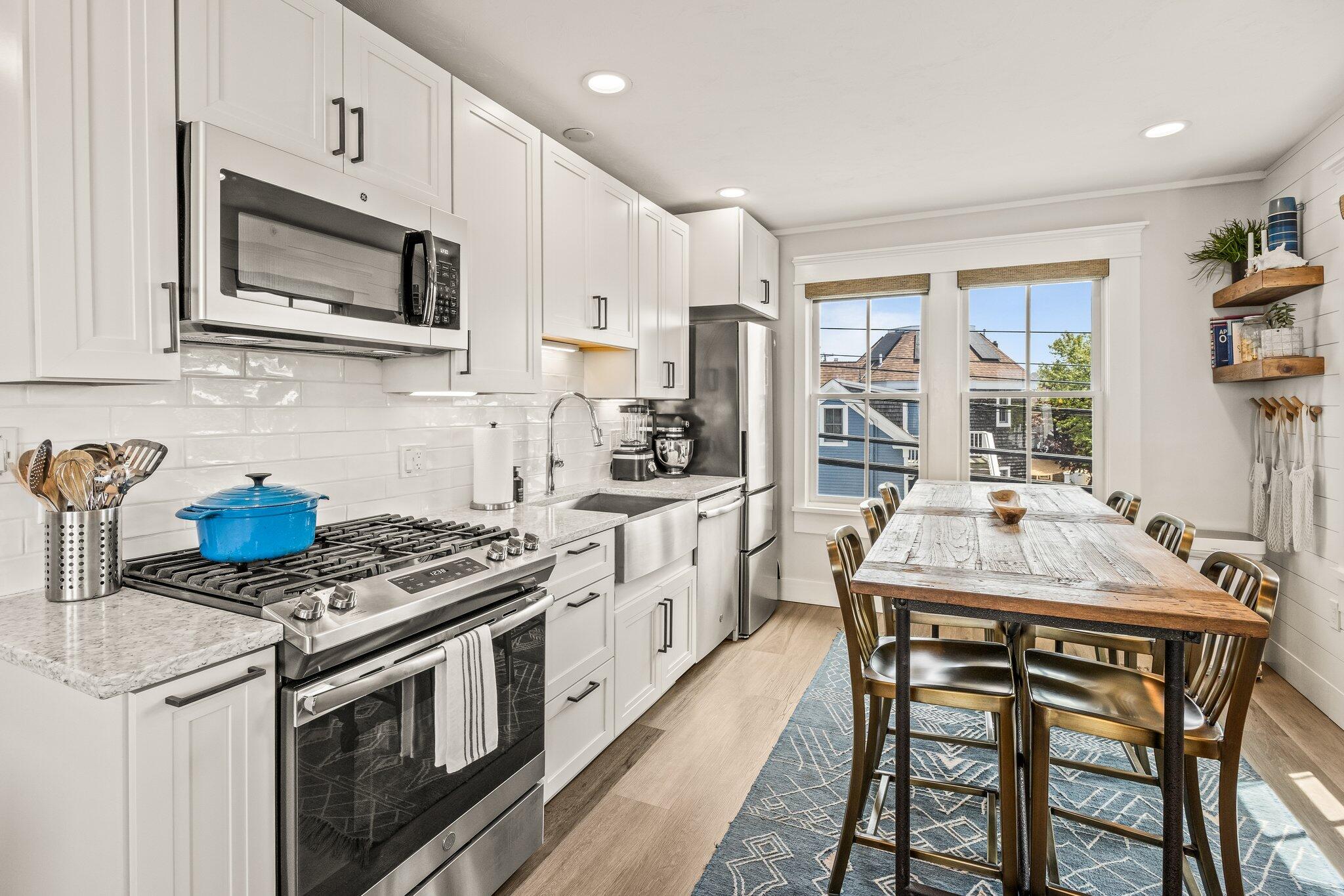 58 Bradford Street Provincetown MA 02657