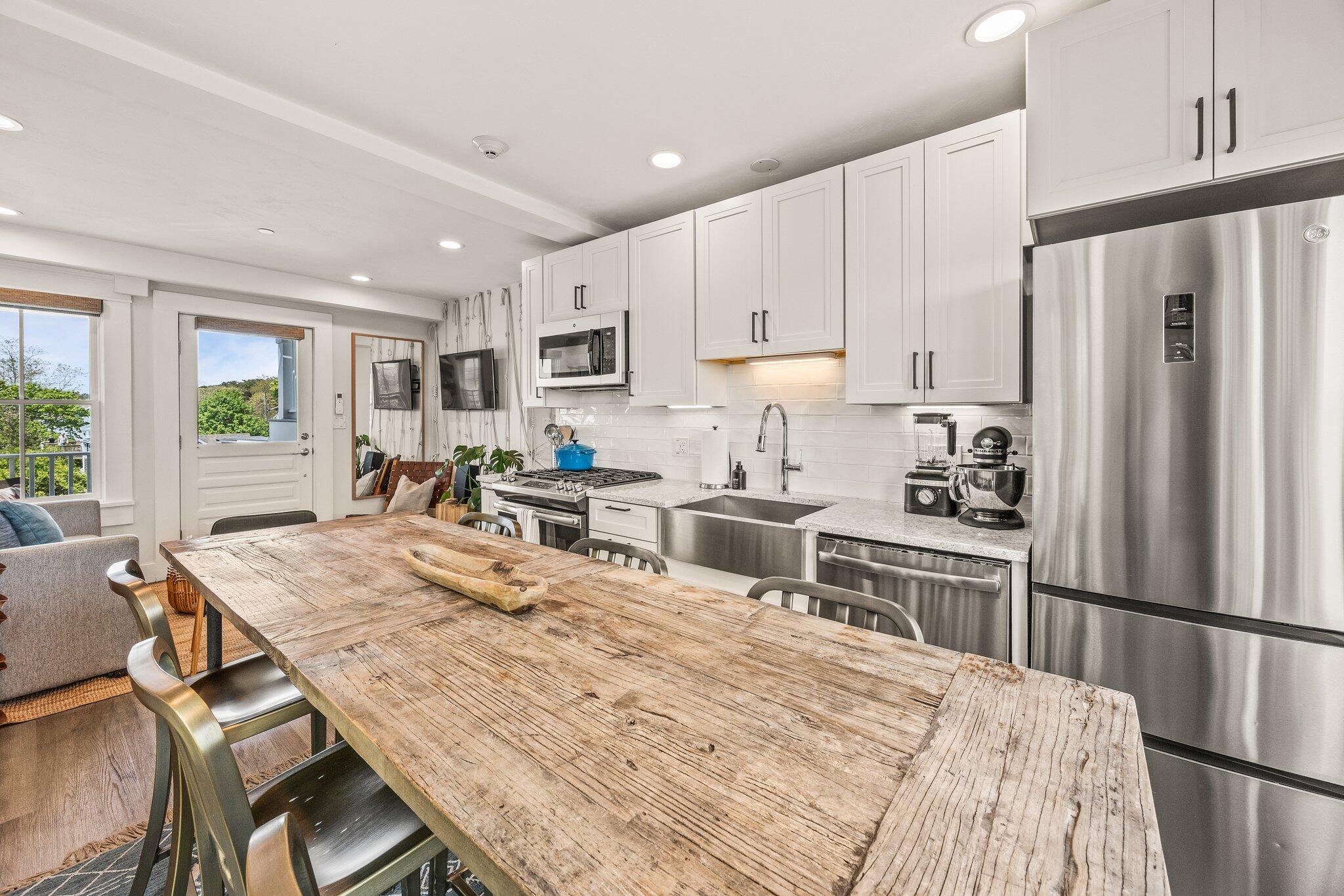 58 Bradford Street Provincetown MA 02657