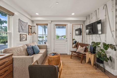 58 Bradford Street Provincetown MA 02657