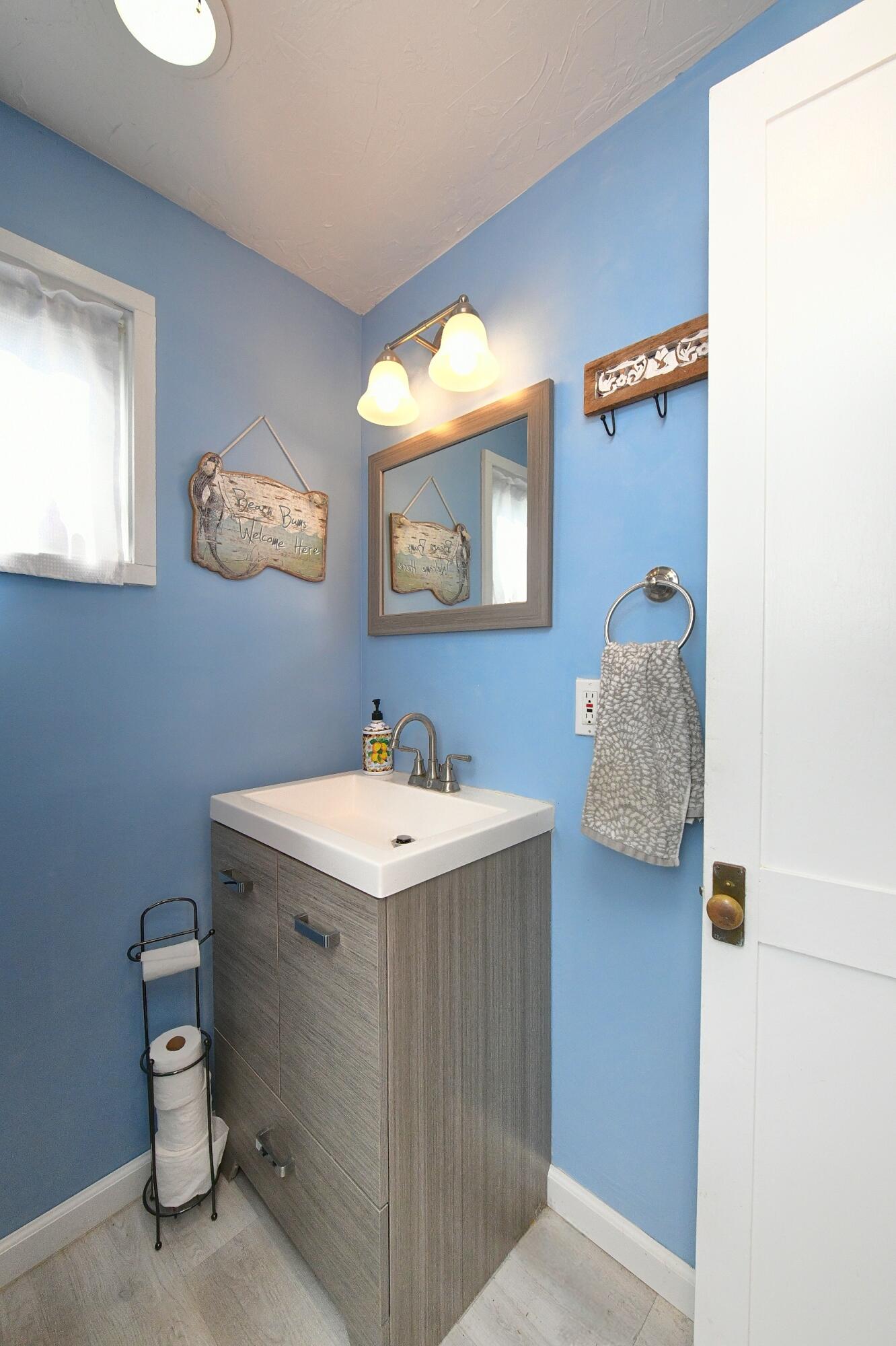 51 Canal Road Sagamore Beach MA 02562