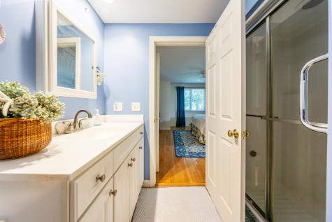 7 Ironwood Path Mashpee MA 02649