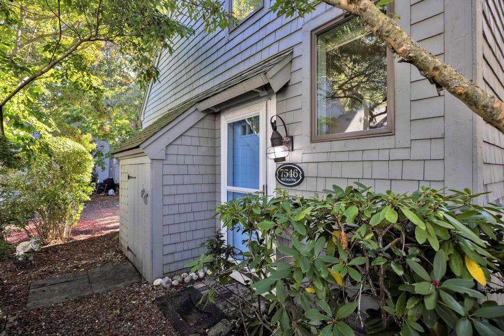 68 Mid-iron Way Mashpee MA 02649