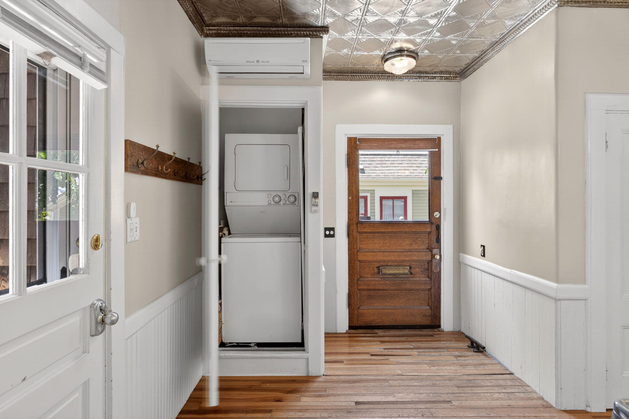 162 Bradford Street Provincetown MA 02657
