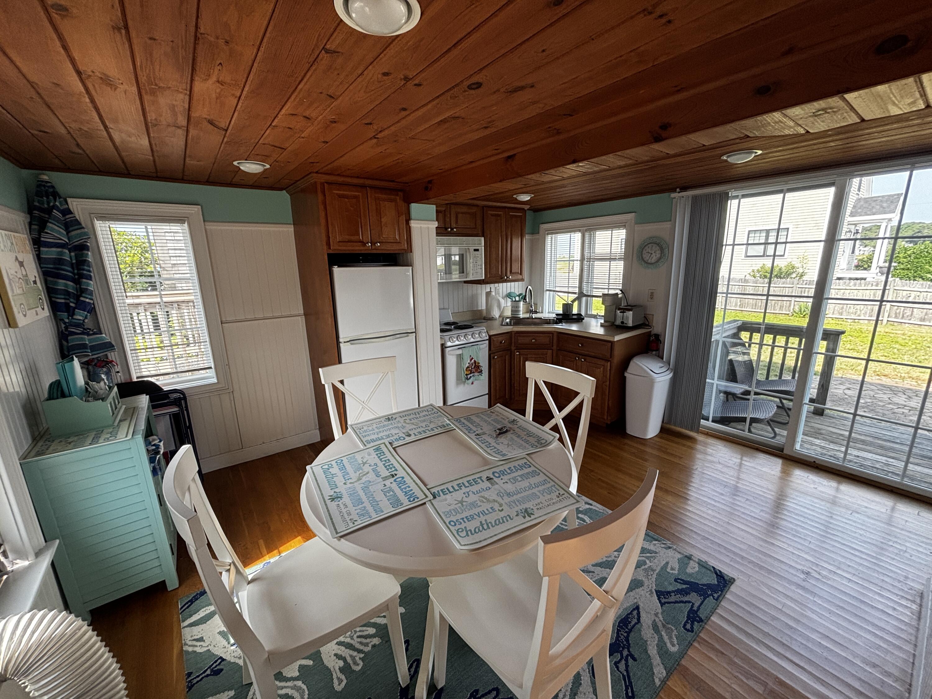 9 Windemere Road MA 02673