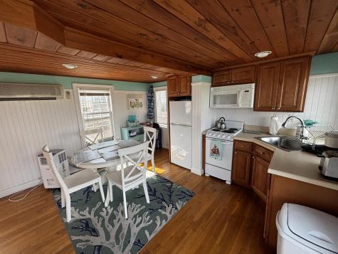 9 Windemere Road Yarmouth MA 02673