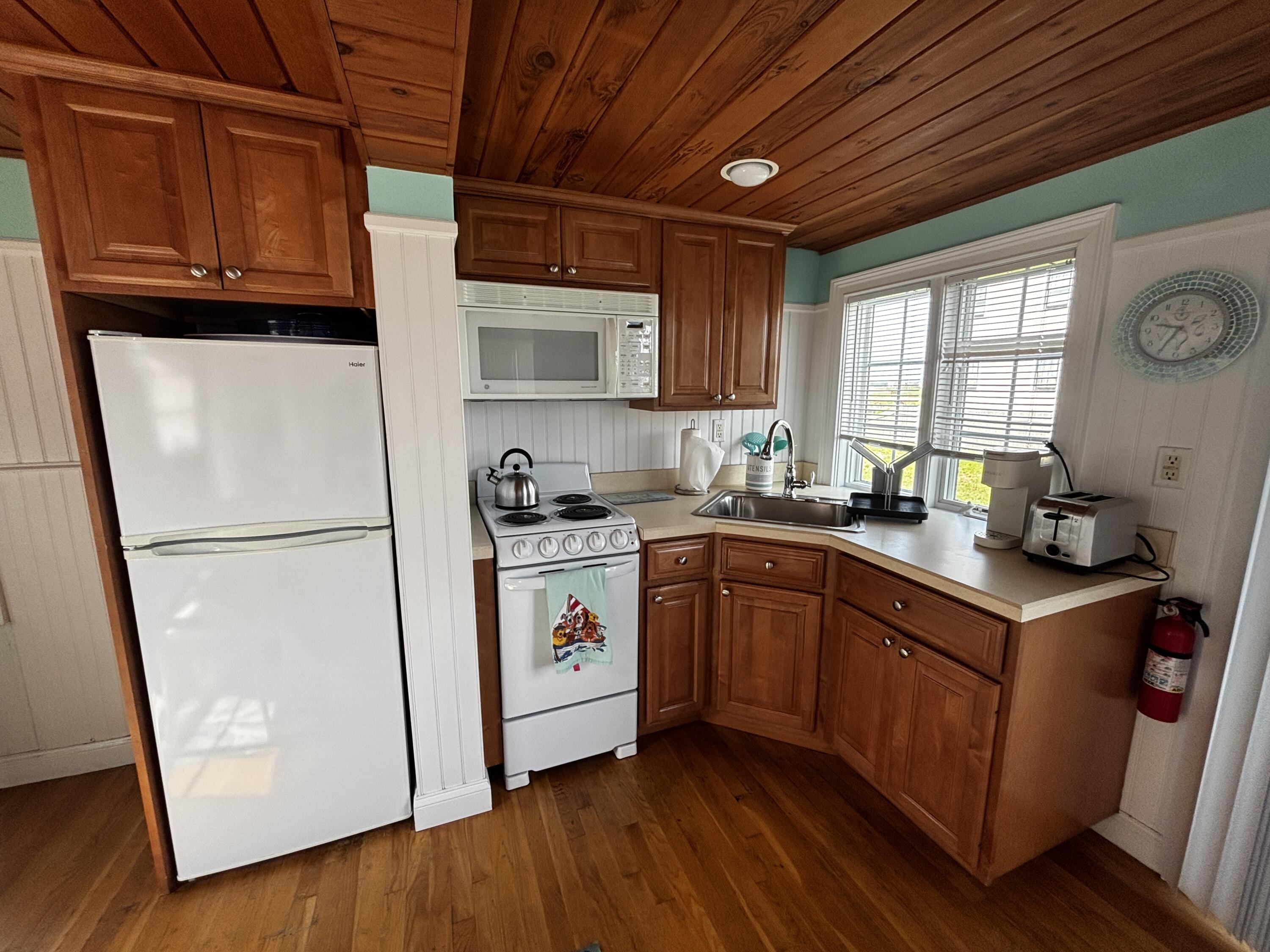 9 Windemere Road Yarmouth MA 02673
