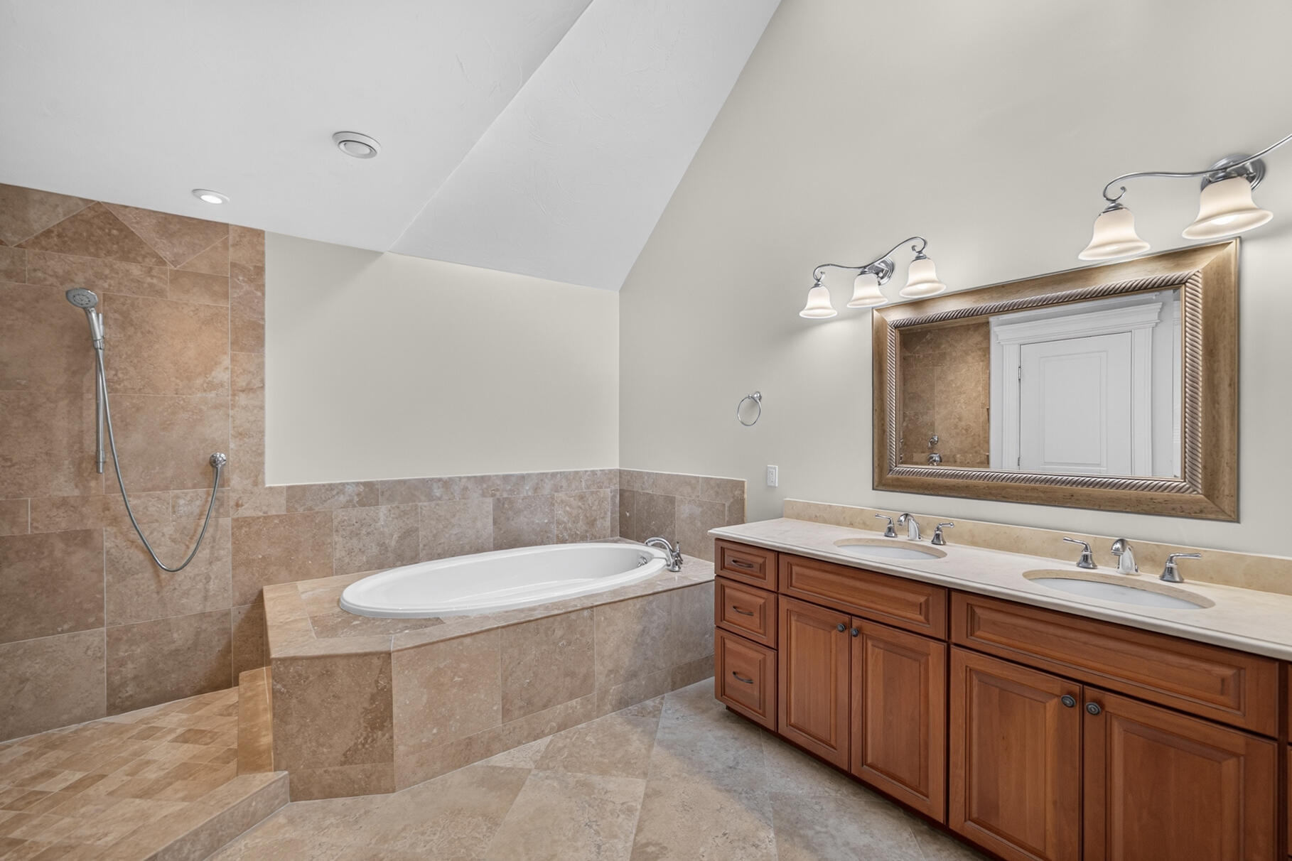 31 Quinns Way Mashpee MA 02649