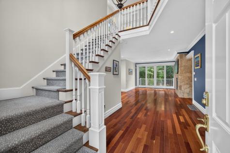 31 Quinns Way Mashpee MA 02649
