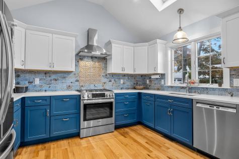 16 Second Avenue Barnstable MA 02655