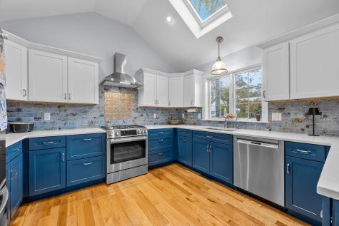 16 Second Avenue Barnstable MA 02655