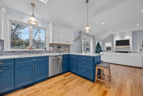 16 Second Avenue Barnstable MA 02655