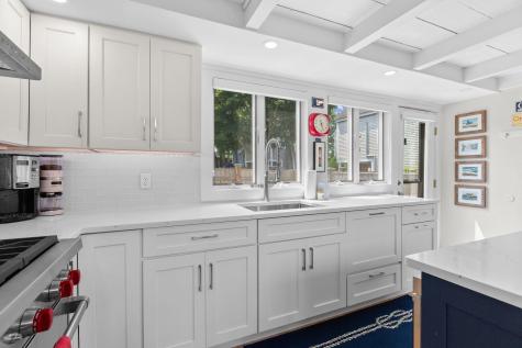 4 Railroad Avenue Provincetown MA 02657