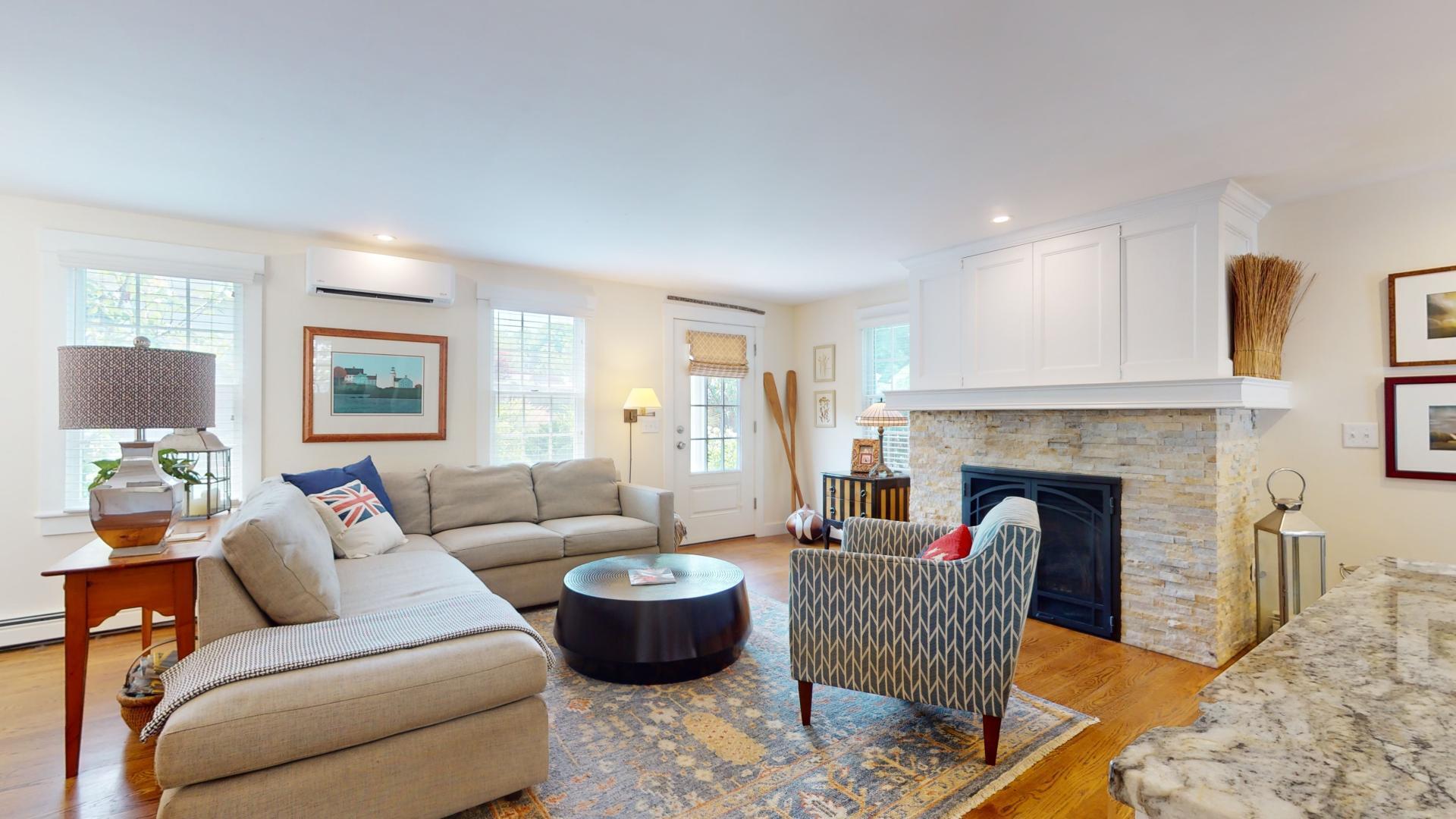 33B Conwell Street Provincetown MA 02657