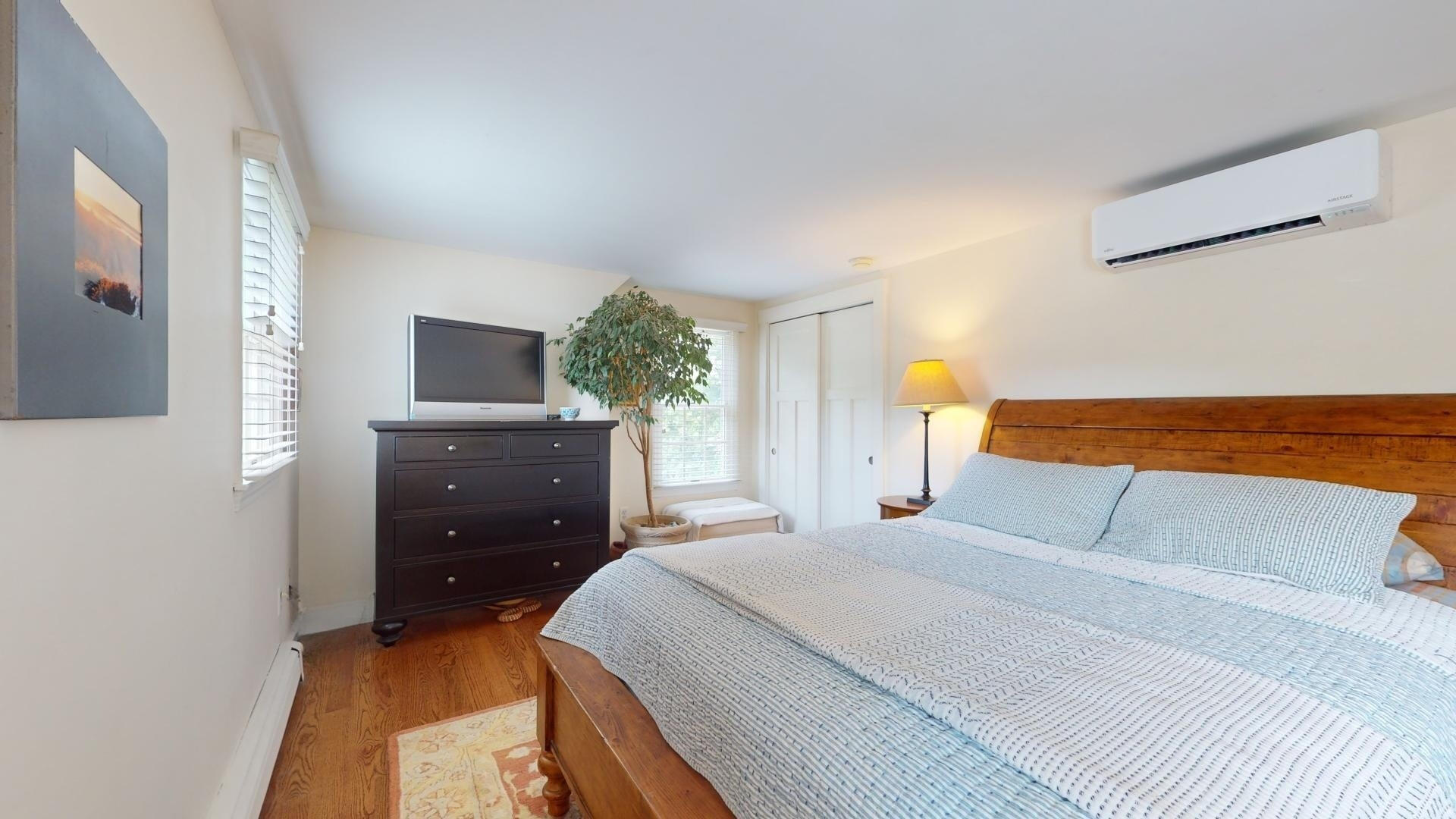 33B Conwell Street Provincetown MA 02657